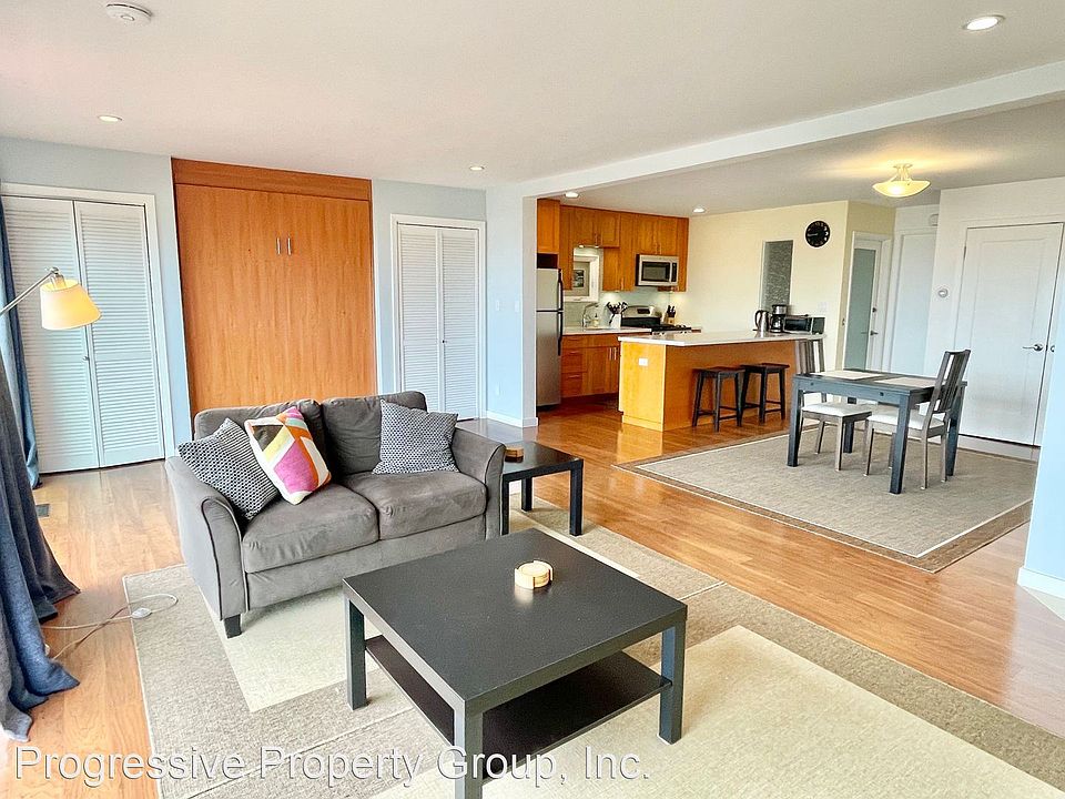 1st image of 2652 Greenwich St