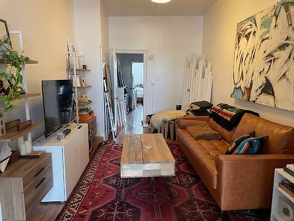 3rd image of 271 Linden St APT 3L