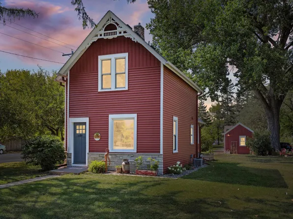 101 Westminster Ave NW, Watertown, MN 55388