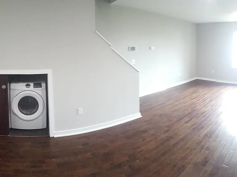 1702 N 18th St #3 — Photo 11