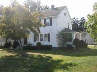 37 New Ln, Cromwell, CT 06416