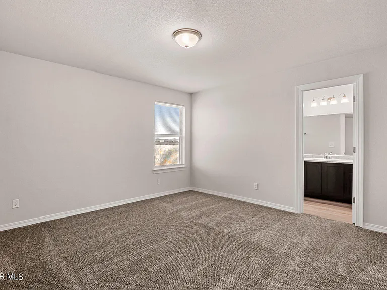 14541 Faxon Yucca Ave — Photo 18