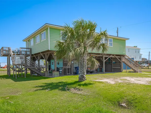 510 Oyster St, Surfside Beach, TX 77541