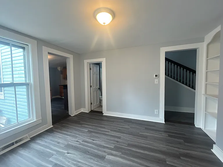 147 Winchester Ave — Photo 21