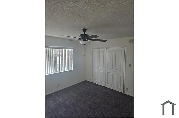 Building Photo - 6415 Brynhurst Ave #209