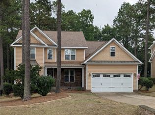 100 Heather Brook Cir, Spring Lake, NC 28390