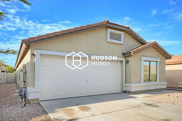 3 bed, 2.0 bath, 1466 sqft, $1,790 — Photo 4