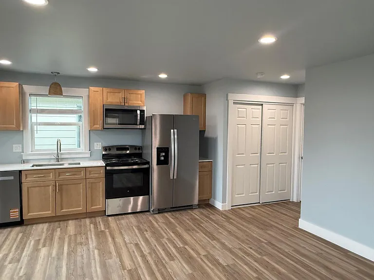 972 Shemya Ct #B — Photo 5