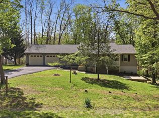 407 Dogwood Dr, Cross Junction, VA 22625