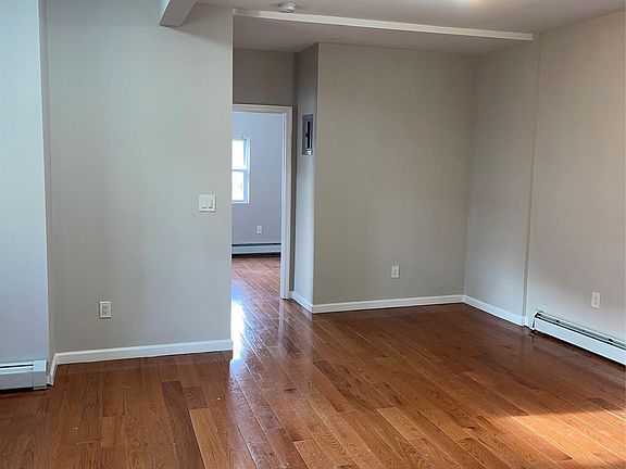 5th image of 142 N Terrace Avenue