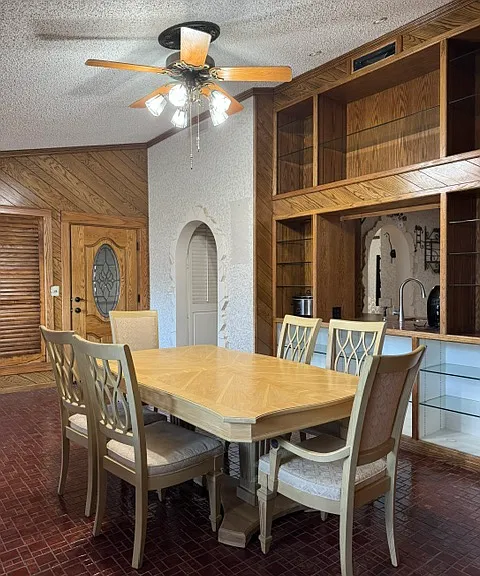2309 Richwood Dr — Photo 13