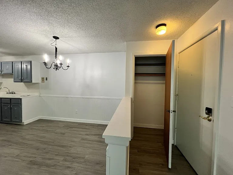 255 Elmwood Ave #205 — Photo 2