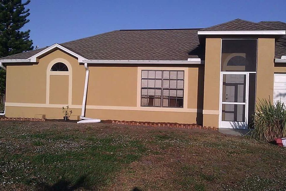 2nd image of 2920 NW 17th Pl