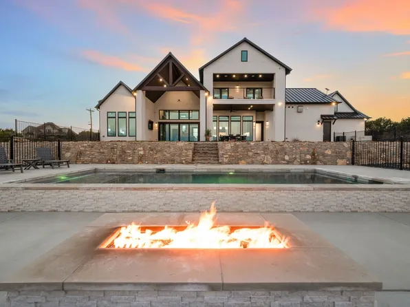 55 Glen Abbey Dr S, Graford, TX 76449