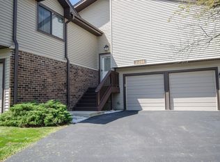 3S266 Briarwood Dr, Warrenville, IL