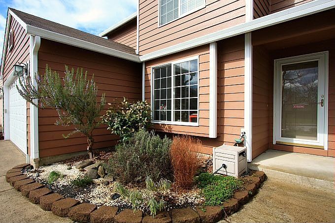1st image of 18520 SE 20th Way