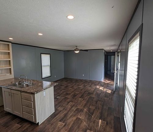 4th image of 603 Ponderosa Dr