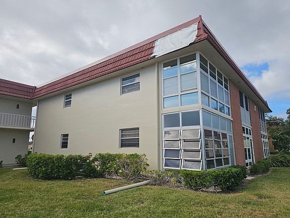 3rd image of 33 Pine Arbor Ln APT 105