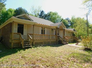 166 Melissa Ln, Holly Springs, MS 38635