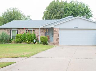 2100 Meridian Dr, Norman, OK 73071