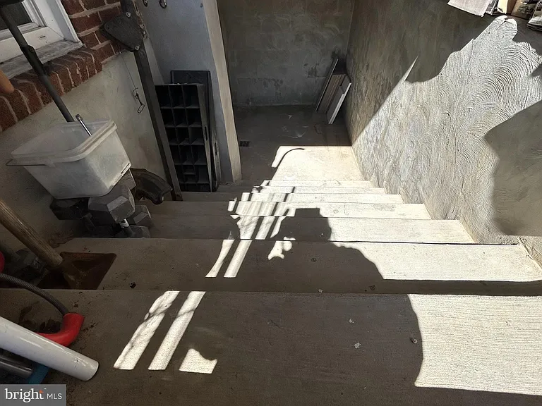7131 Gormel Dr — Photo 3
