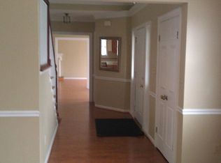1418 S Dinwiddie St #4100, Arlington, VA 22206