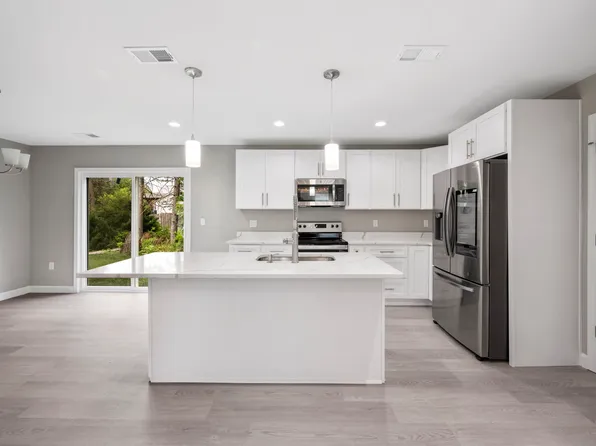 2253 Papermill Rd, Winchester, VA 22601