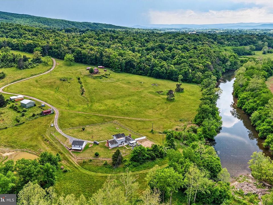 1st image of 795 Hideaway Farms Rd
