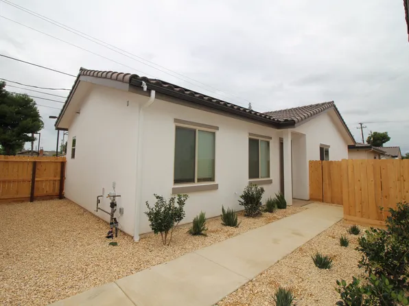 2347 N Arthur Ave, Fresno, CA 93705