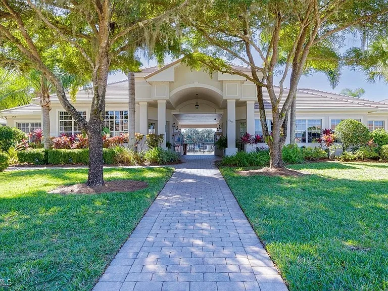 13091 Pebblebrook Ridge Ct #101 — Photo 31