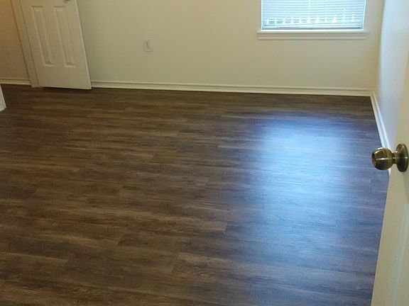 3rd image of 519 N Brentwood Ave APT B