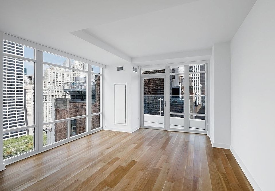 1st image of 1050 6th Ave #22B