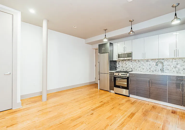 292 Bedford Ave #9 — Photo 3