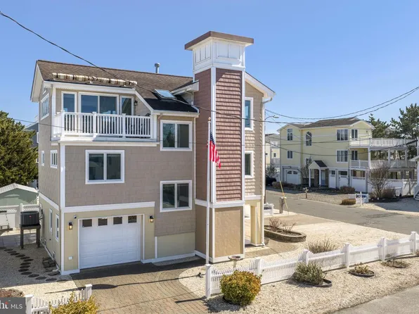 25 W Julia Ave, Long Beach Township, NJ 08008