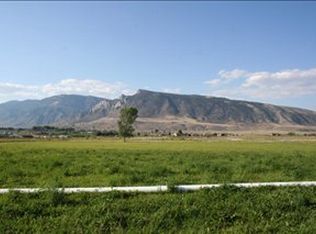 2 Douglas Dr, Cody, WY 82414