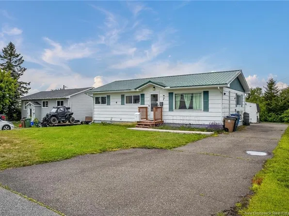 7 Kelton St, Saint John, NB E2J 3A8