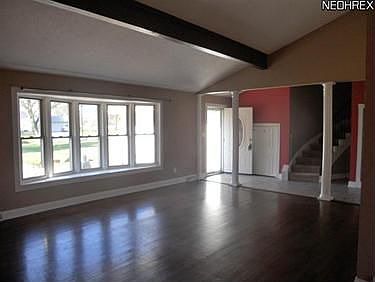 4th image of 33345 Rockford Dr