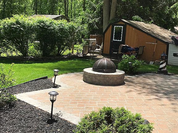 Paver Patio & Fire Pit