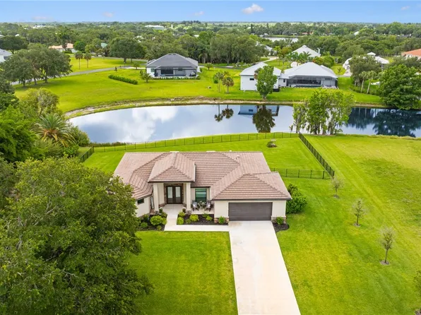 16630 Willow Point Ct, Alva, FL 33920