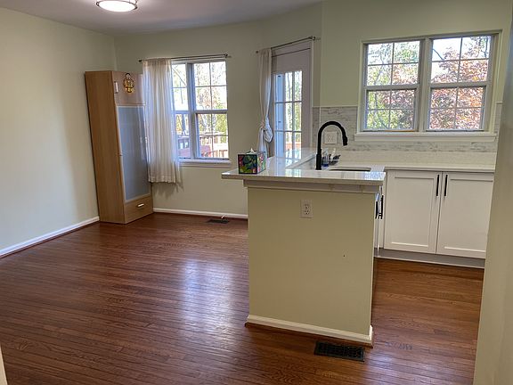 4th image of 5719 Evergreen Knoll Ct