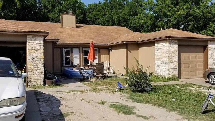 1st image of 1216 Bonnie Brae St