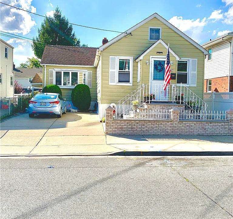 1st image of 52 Lehrer Ave