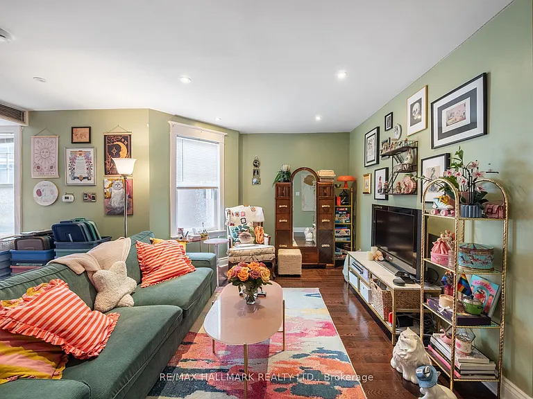 269 Danforth Ave #3 — Photo 9