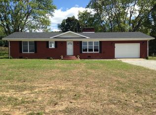 8060 Lower Licking Rd, Morehead, KY 40351