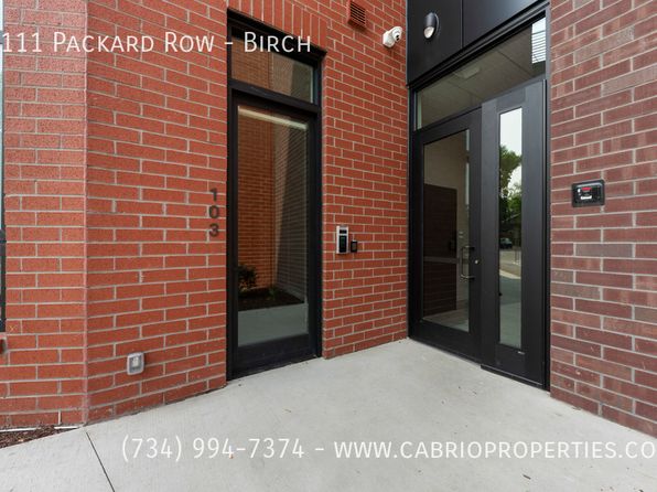 2111 Packard St