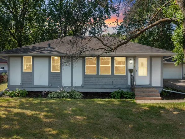 5301 Winchester Ln, Brooklyn Center, MN 55429