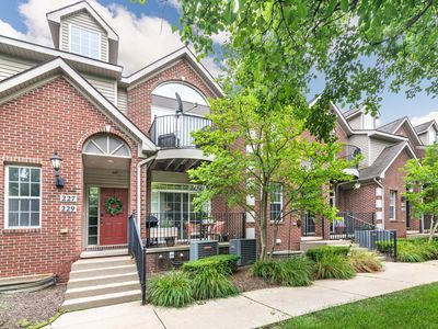 225 W Oakbrook Dr, Ann Arbor, MI, 48103