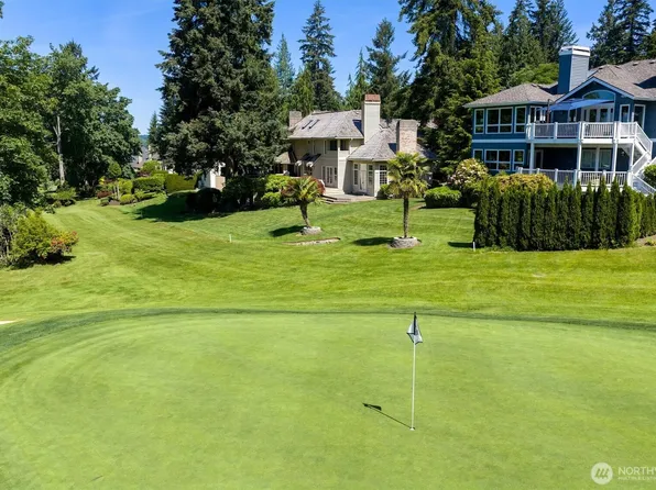 13713 209th Avenue NE, Woodinville, WA 98077