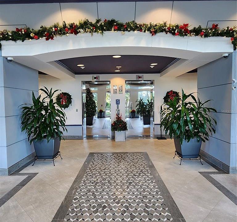 Emerson Plaza One Condominiums 375 Emerson Plz Altamonte Springs, FL