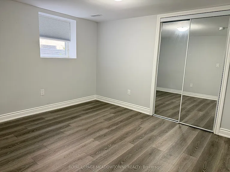 4 Keats Ave #BASEMENT — Photo 6